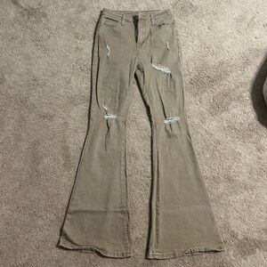 Tan Distressed Flare Jeans. Shein.